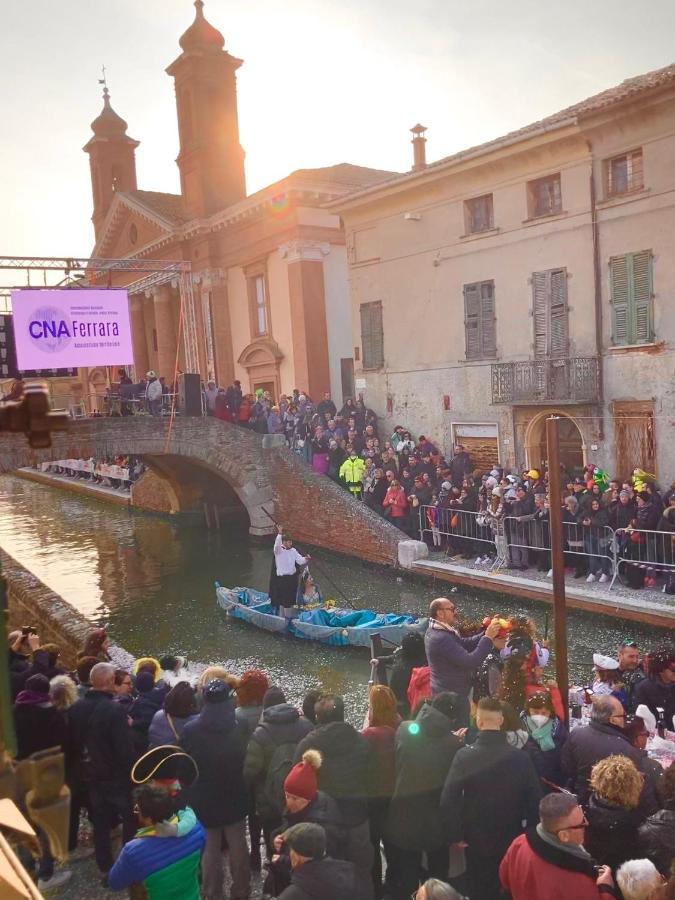 Al Pasarat Hotel Comacchio Exterior photo